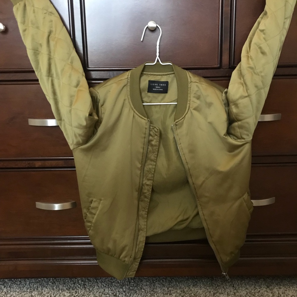 Bomber jacket - Picture 3 of 4